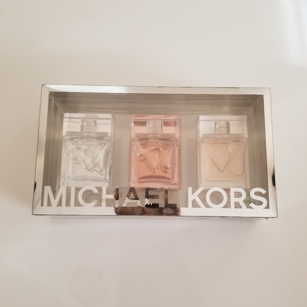 Michael kors purfume